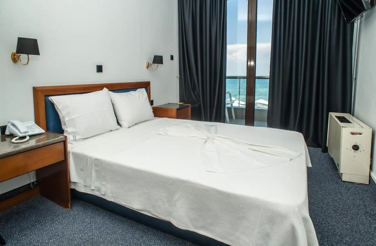 Hotel Aigli Peraía