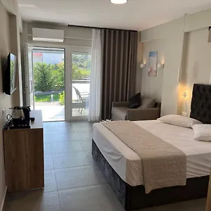 Apartmanhotel Astra Luxury, Szárti